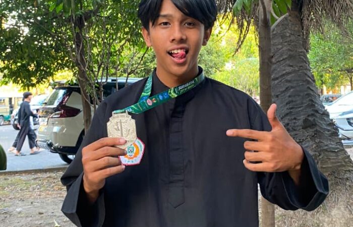 Dzulfahmi Raih Juara 2 di Surabaya City of Heroes