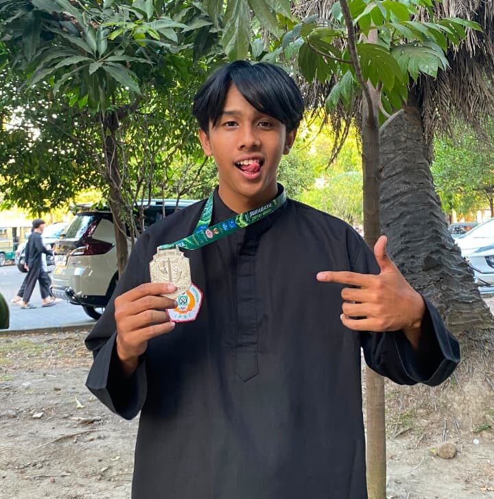 Dzulfahmi Raih Juara 2 di Surabaya City of Heroes